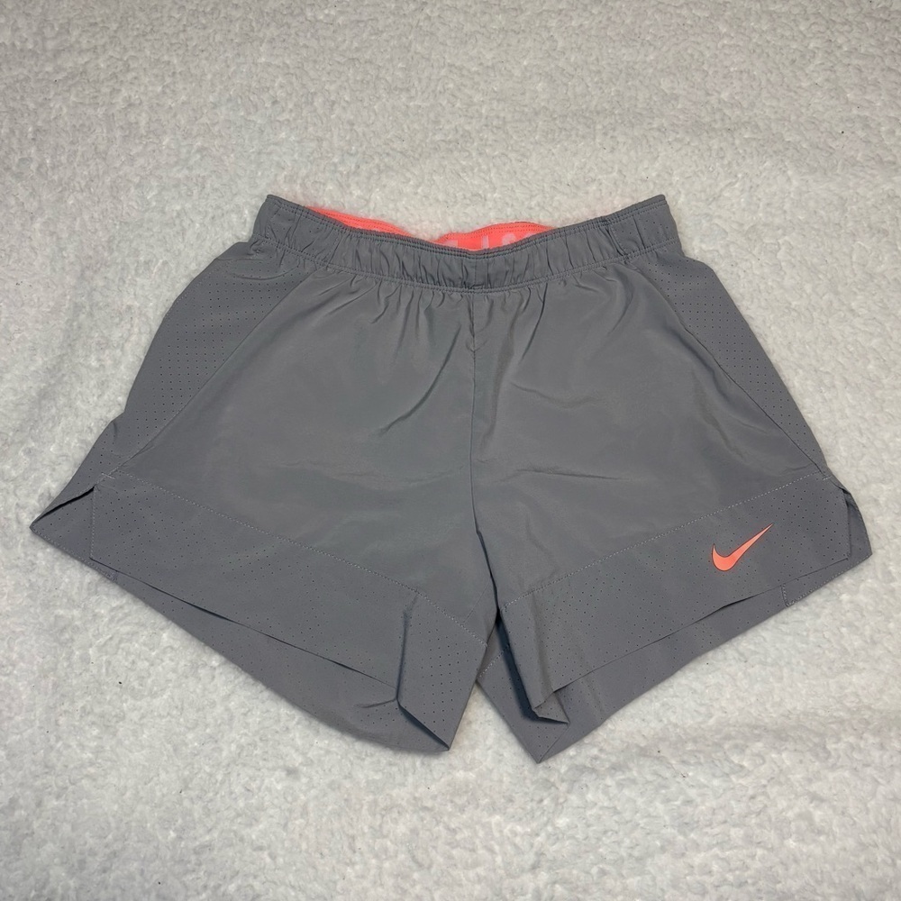 Nike Women Gray Pink Just Do It Running Shorts
